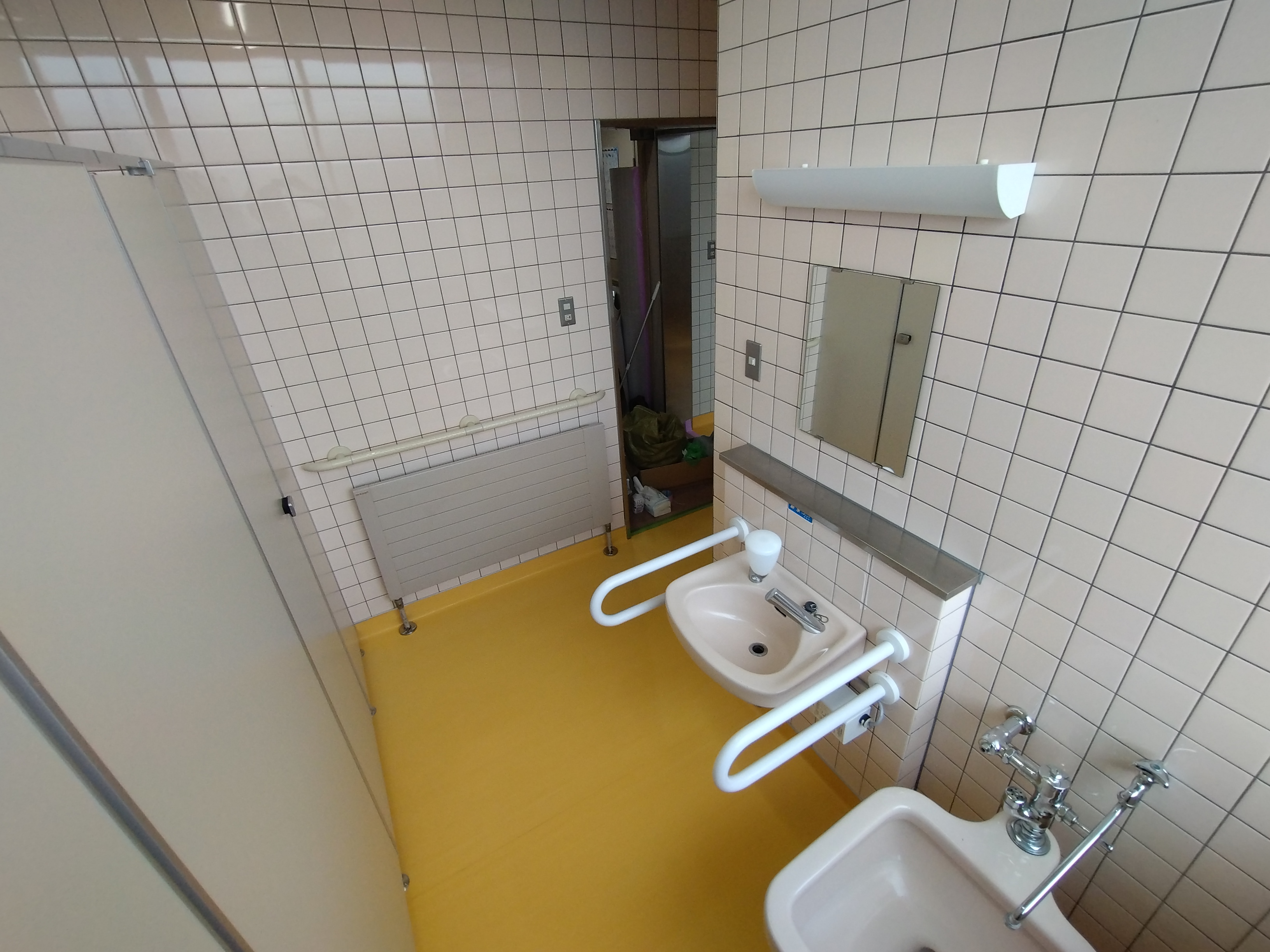 2025年３月　公共工事　長岡市今朝白　トイレ改修工事