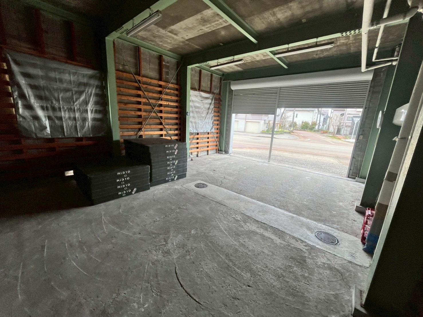 長岡市蔵王１丁目　貸倉庫50.64㎡