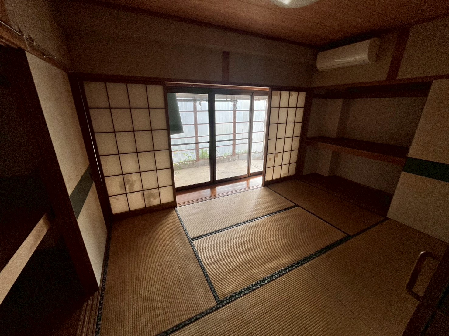 長岡市石内１丁目　鉄骨造３階建て建物付き中古物件【建築条件付き】