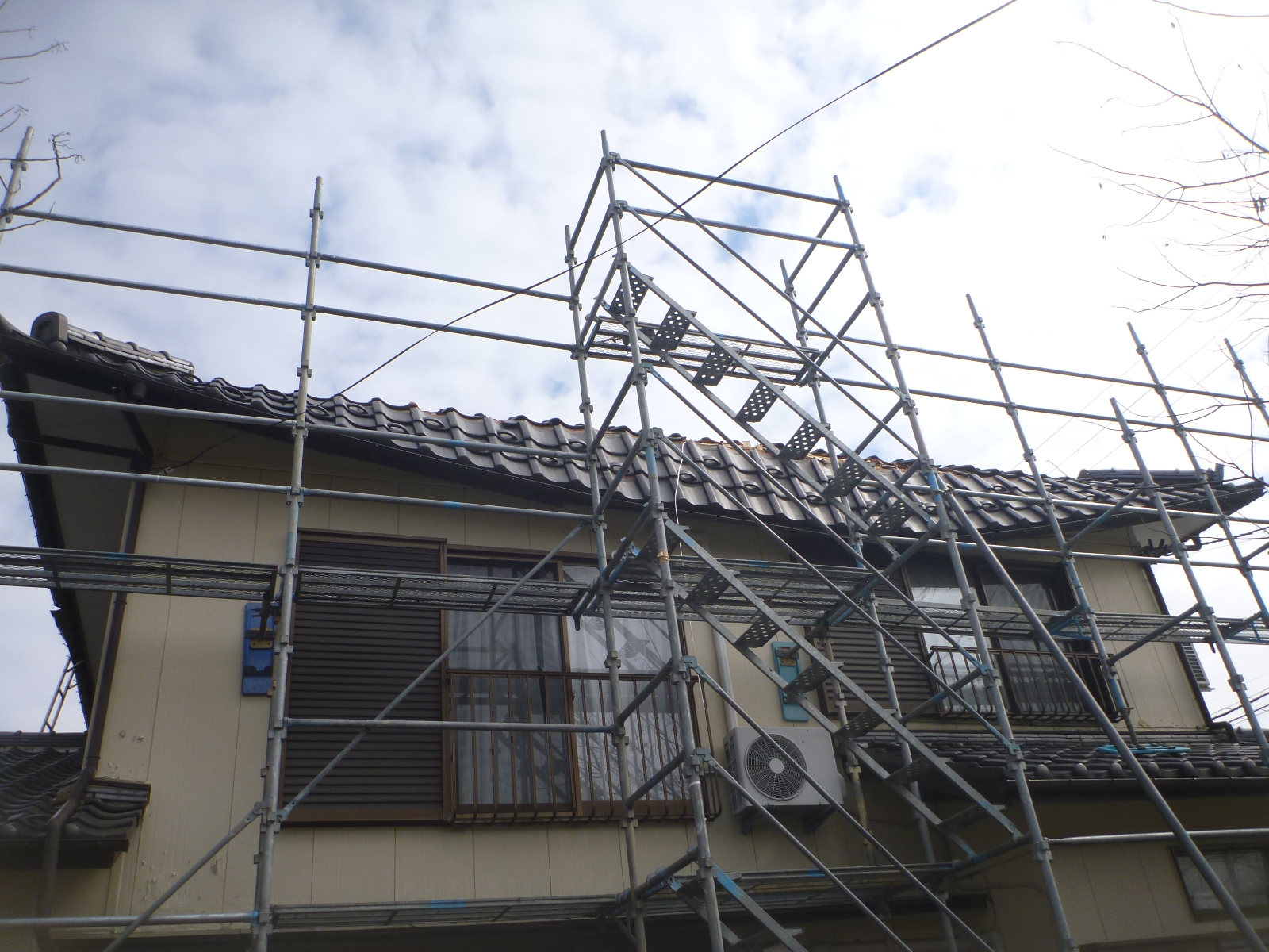 ２０２６年４月長岡市T様邸　雪害屋根修繕工事