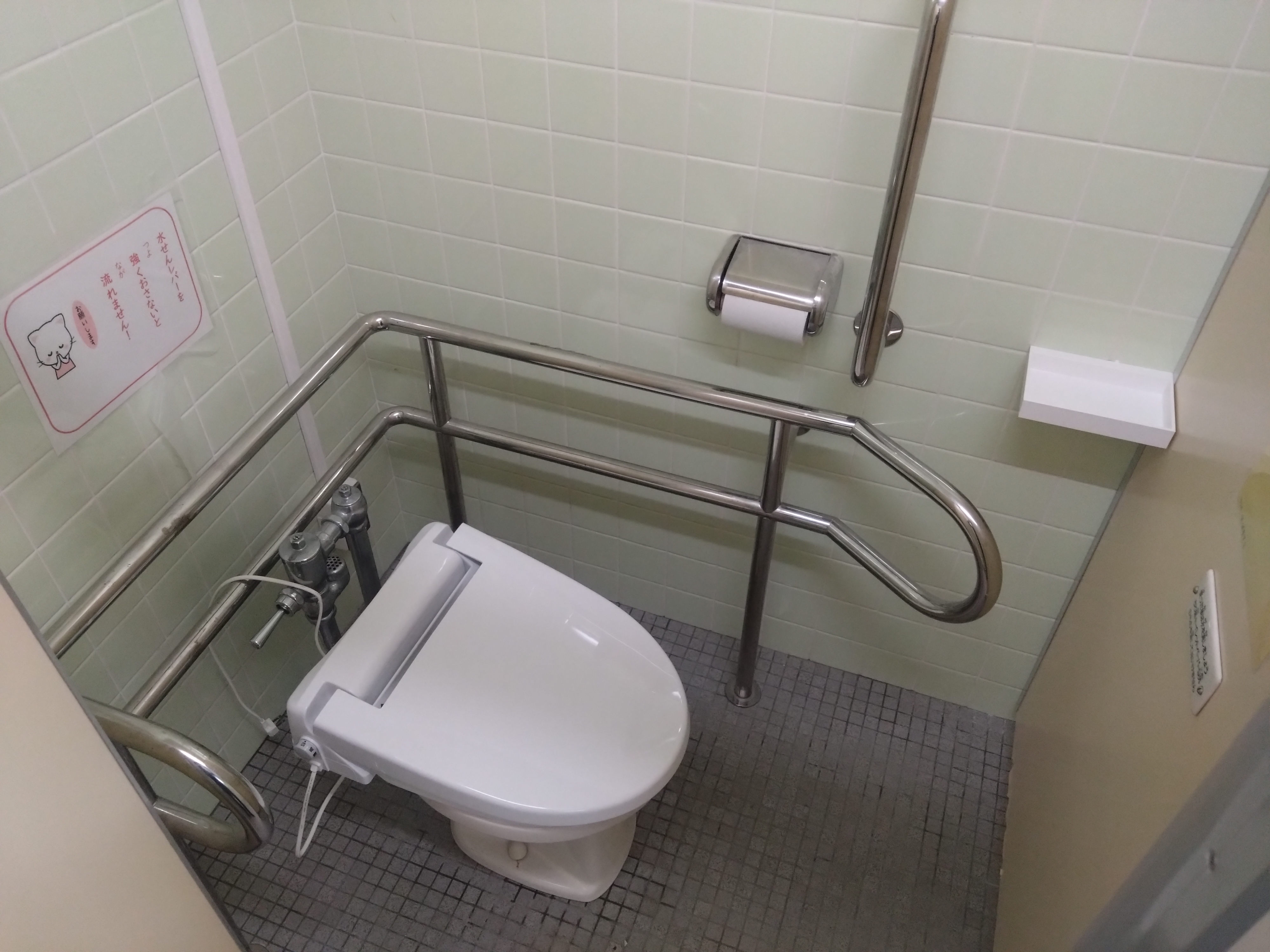 ２０２６年５月　長岡市石坂小学校トイレ洋式化工事